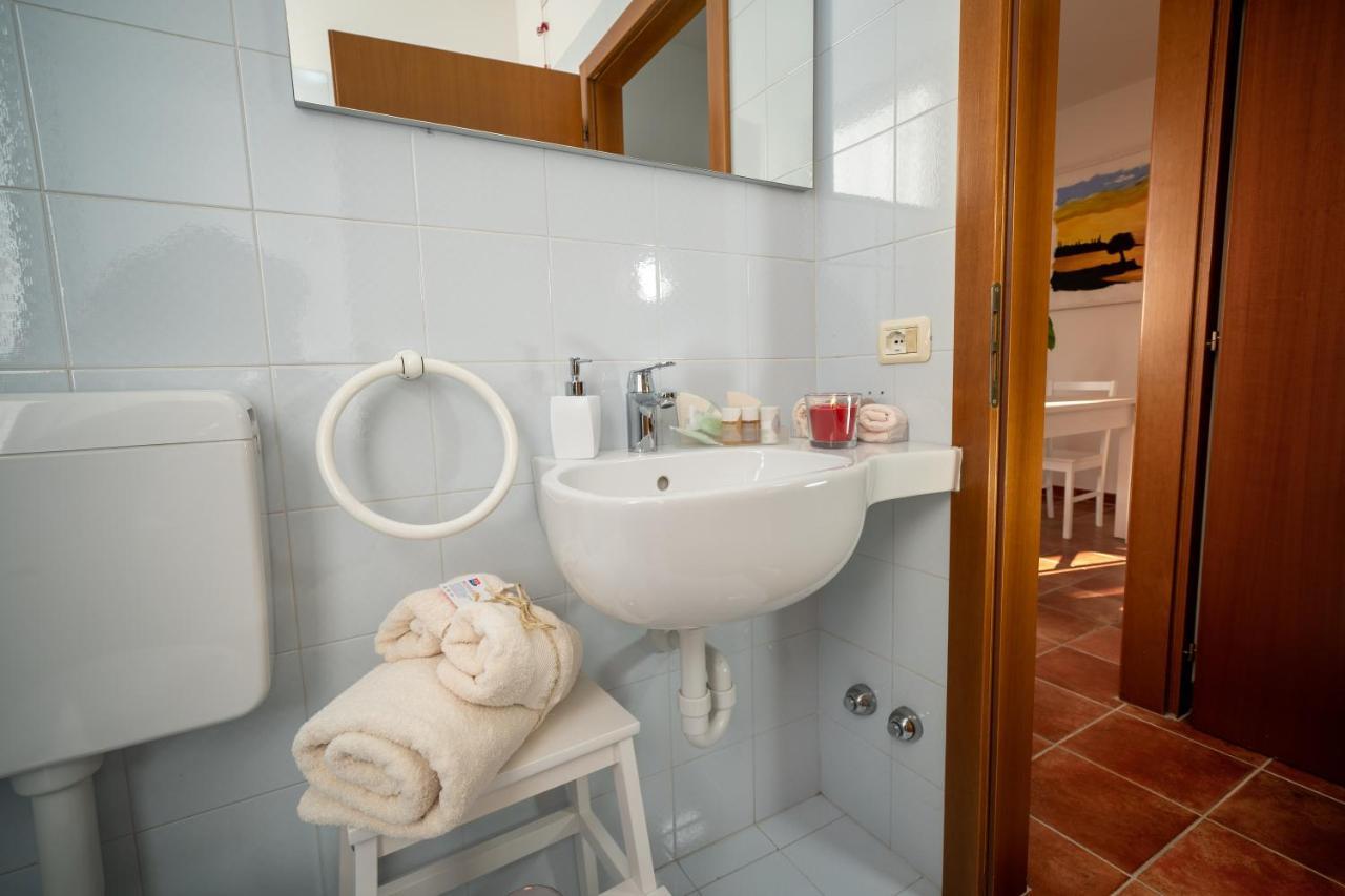 Ulivi Beth'S House Appartement Brenzone sul Garda Buitenkant foto